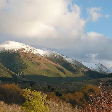 Idyllic Country House In The Foothills Of The Pyrenees * Castigaleu