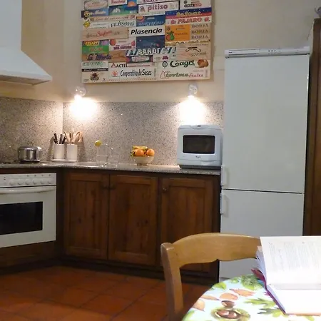 Idyllic Country House In The Foothills Of The Pyrenees Castigaleu